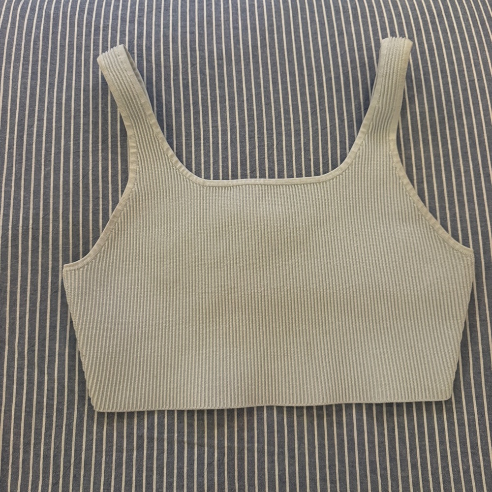 Aritzia Babaton Ribbed Cropped Tank Top